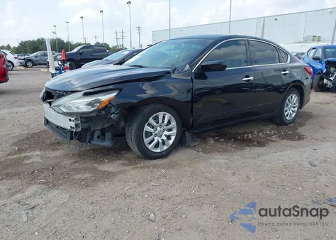 2017 Nissan Altima 2.5 S z USA, uszkodzony, nr VIN 1N4AL3AP7HC209387